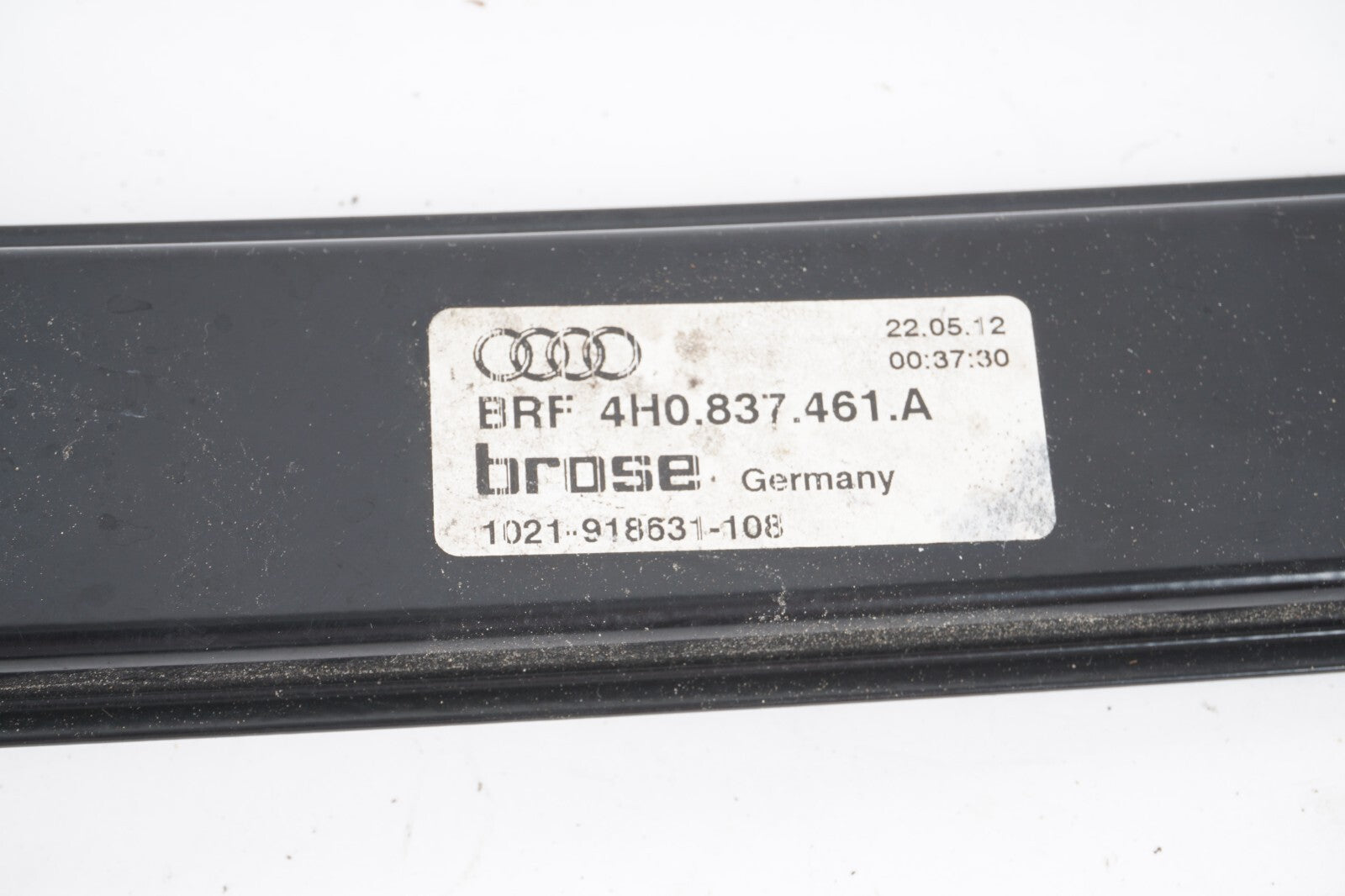 11-17 AUDI A8L FRONT LEFT DRIVER SIDE WINDOW REGULATOR & MOTOR OEM