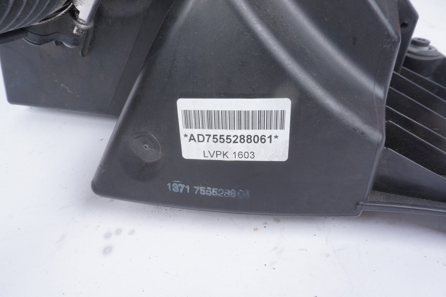 07-13 BMW 328i 128i E90 E92 E93 E82 N52 Air Cleaner Air Box OEM TESTED