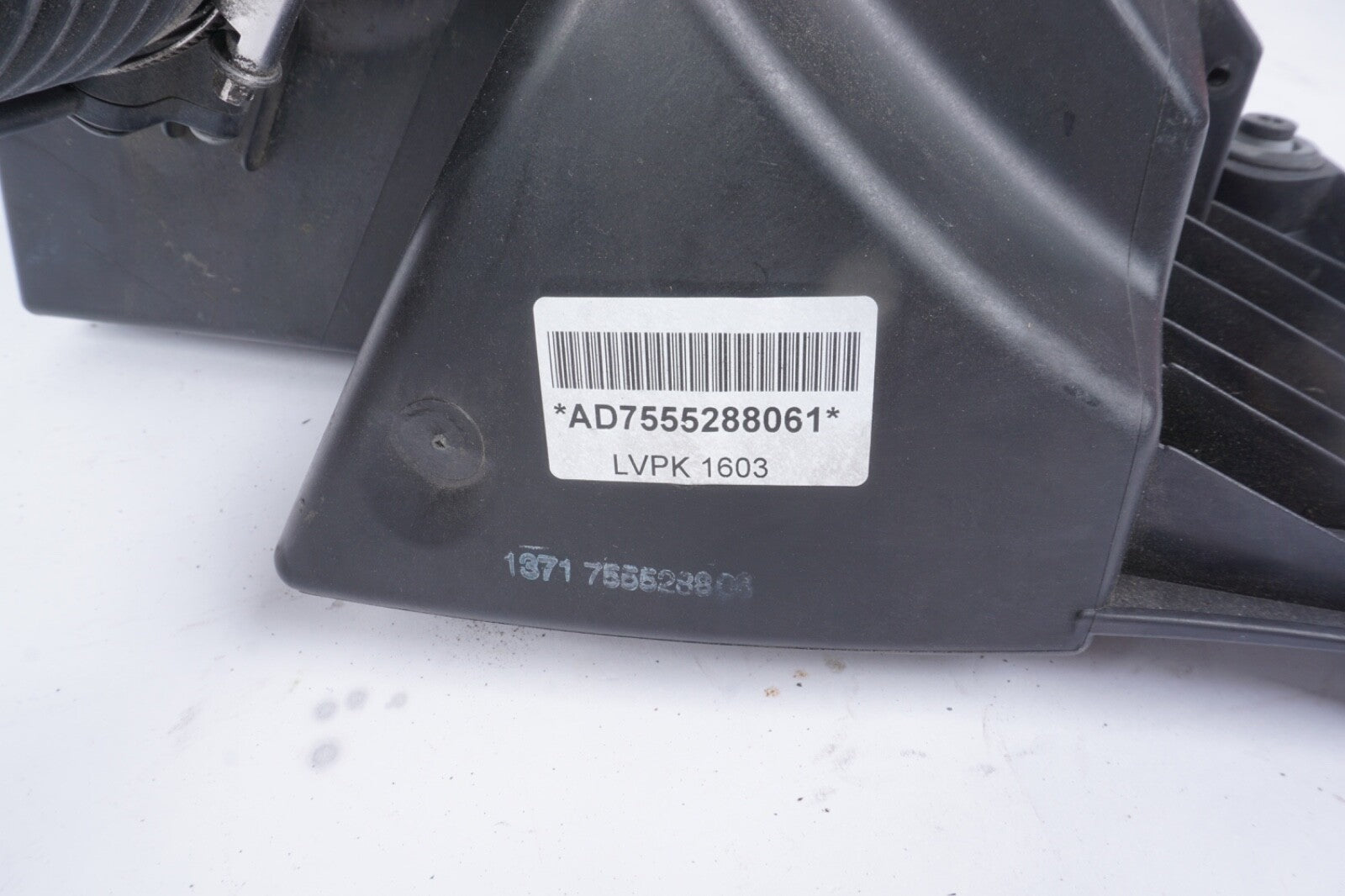 07-13 BMW 328i 128i E90 E92 E93 E82 N52 Air Cleaner Air Box OEM TESTED
