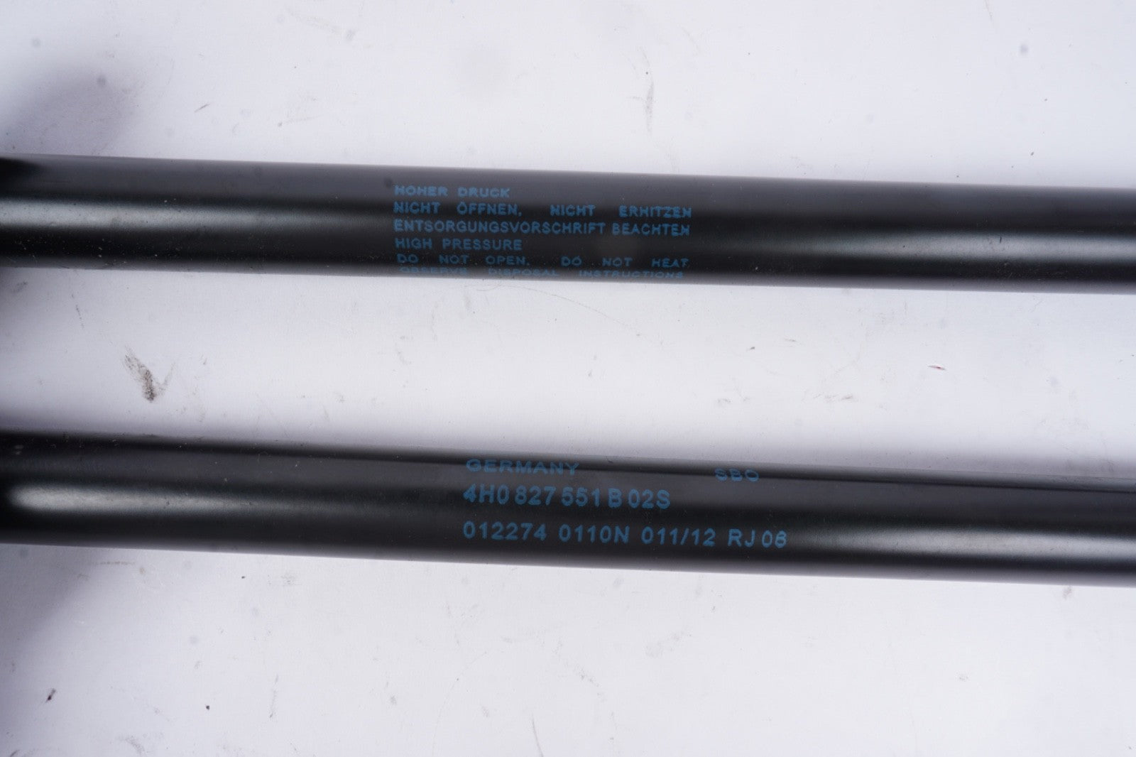 2011-2018 AUDI A8 QUATTRO - Trunk Strut / Shock SET 4H0827551B