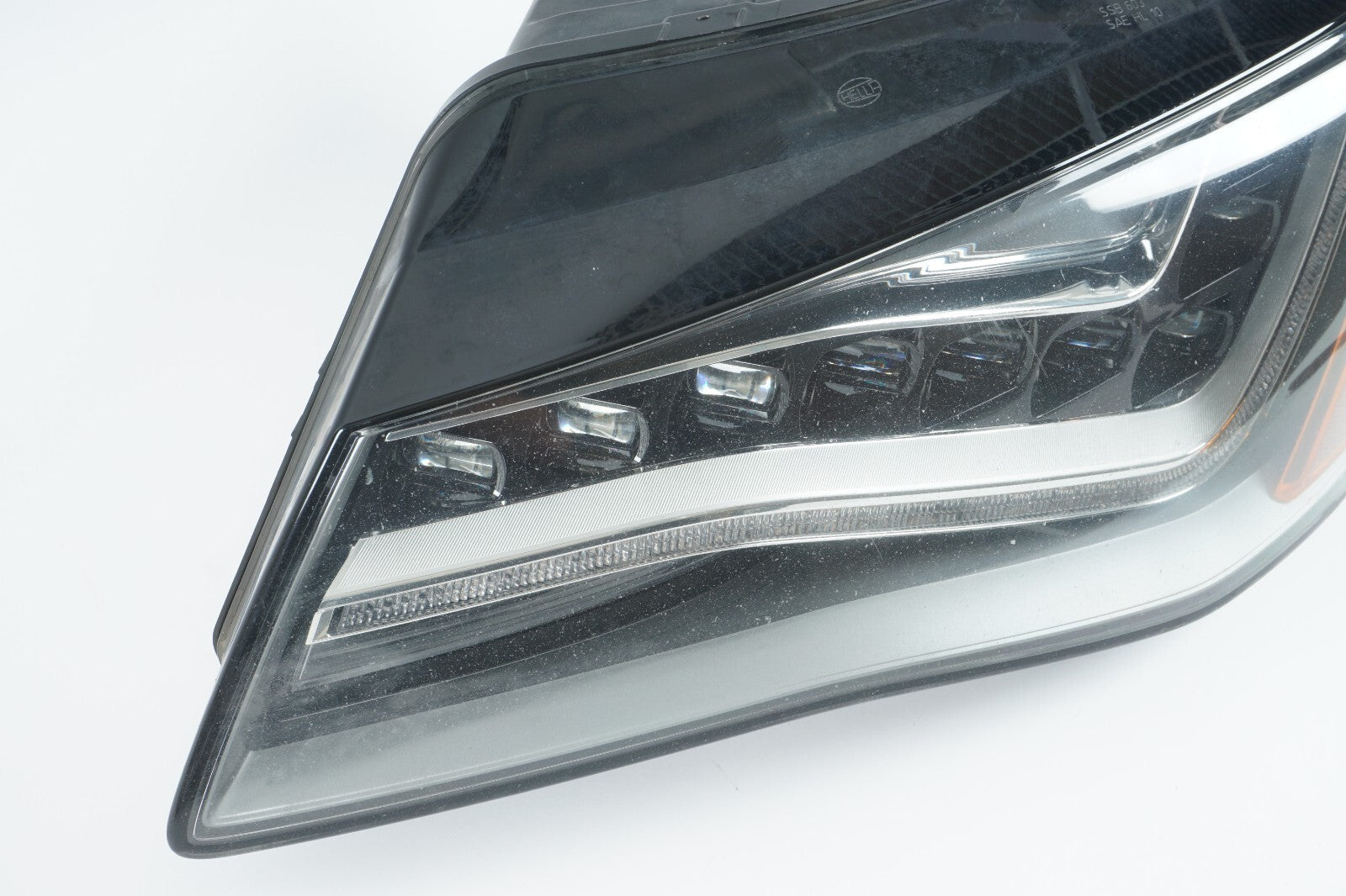 2011 - 2014 AUDI A8L LED HEADLIGHT LEFT DRIVER SIDE  4H0941003AJ  OEM