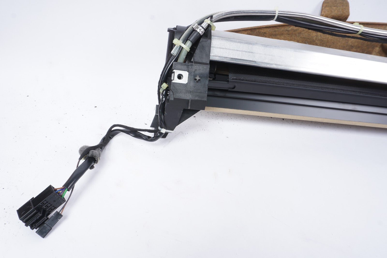 07-13 Mercedes W221 S63 AMG S550 Rear Window Sun Shade Screen Roller Blind OEM