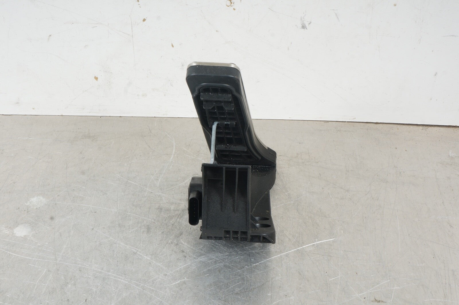 12-20 Mercedes SL450 SLK Gas Brake Accelerator Pedal Set 1702900182 OEM