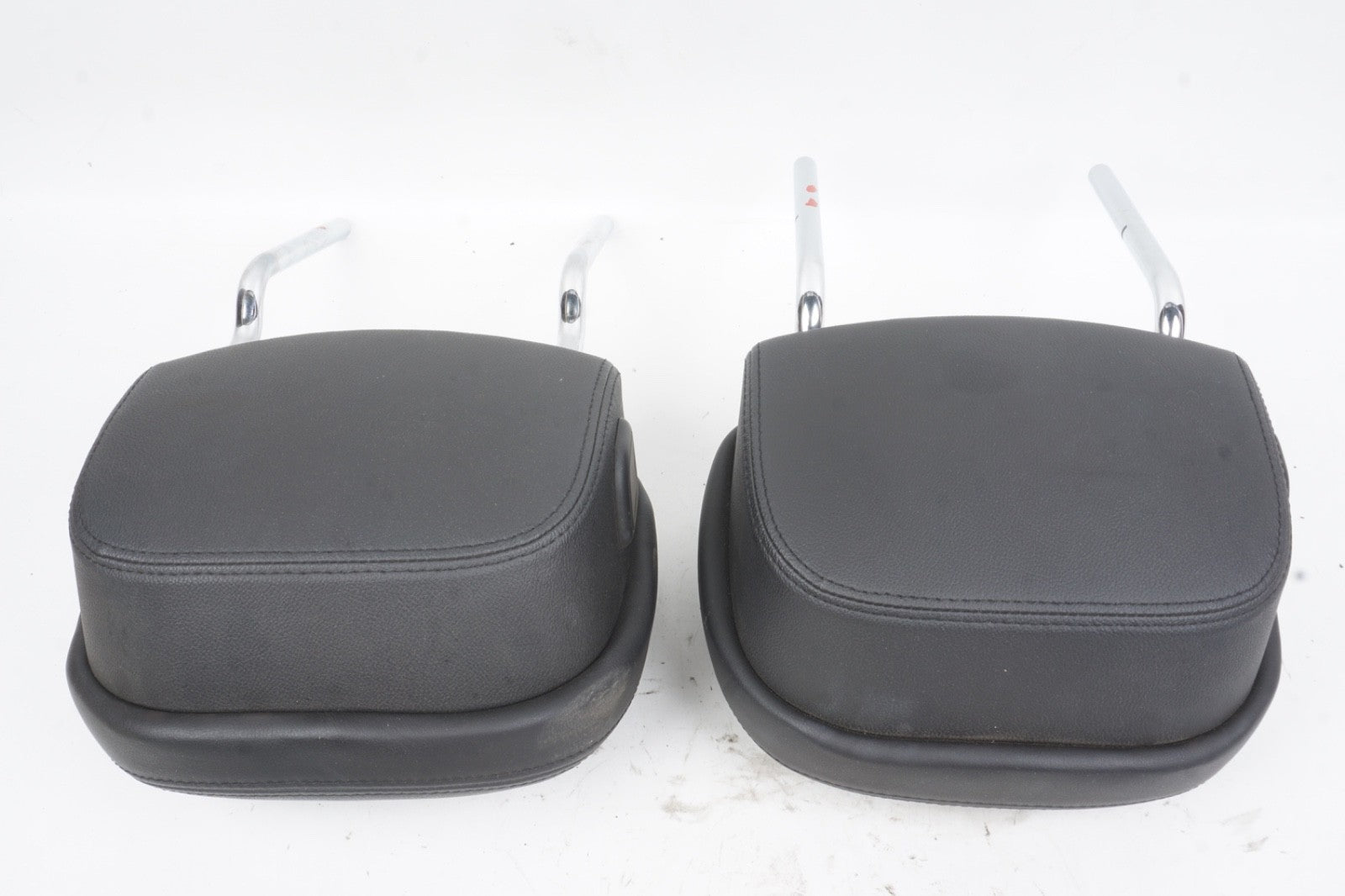 2014 - 2017 MASERATI GHIBLI FRONT LEFT & RIGHT SEAT HEADREST PAIR OEM