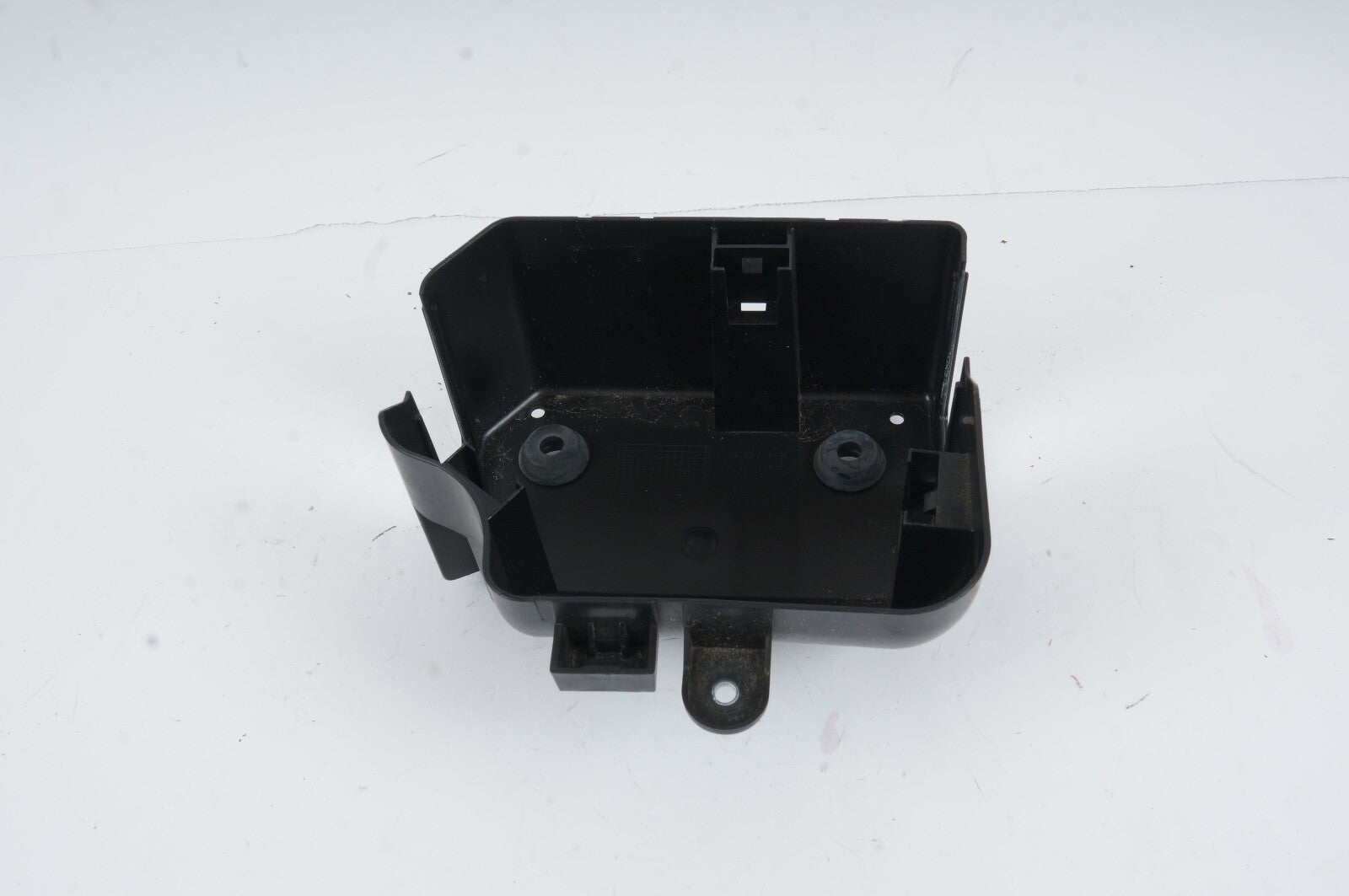 2010 - 2020 Bentley Mulsanne Fuse Relay Junction Box Cover Housing 3y0937405
