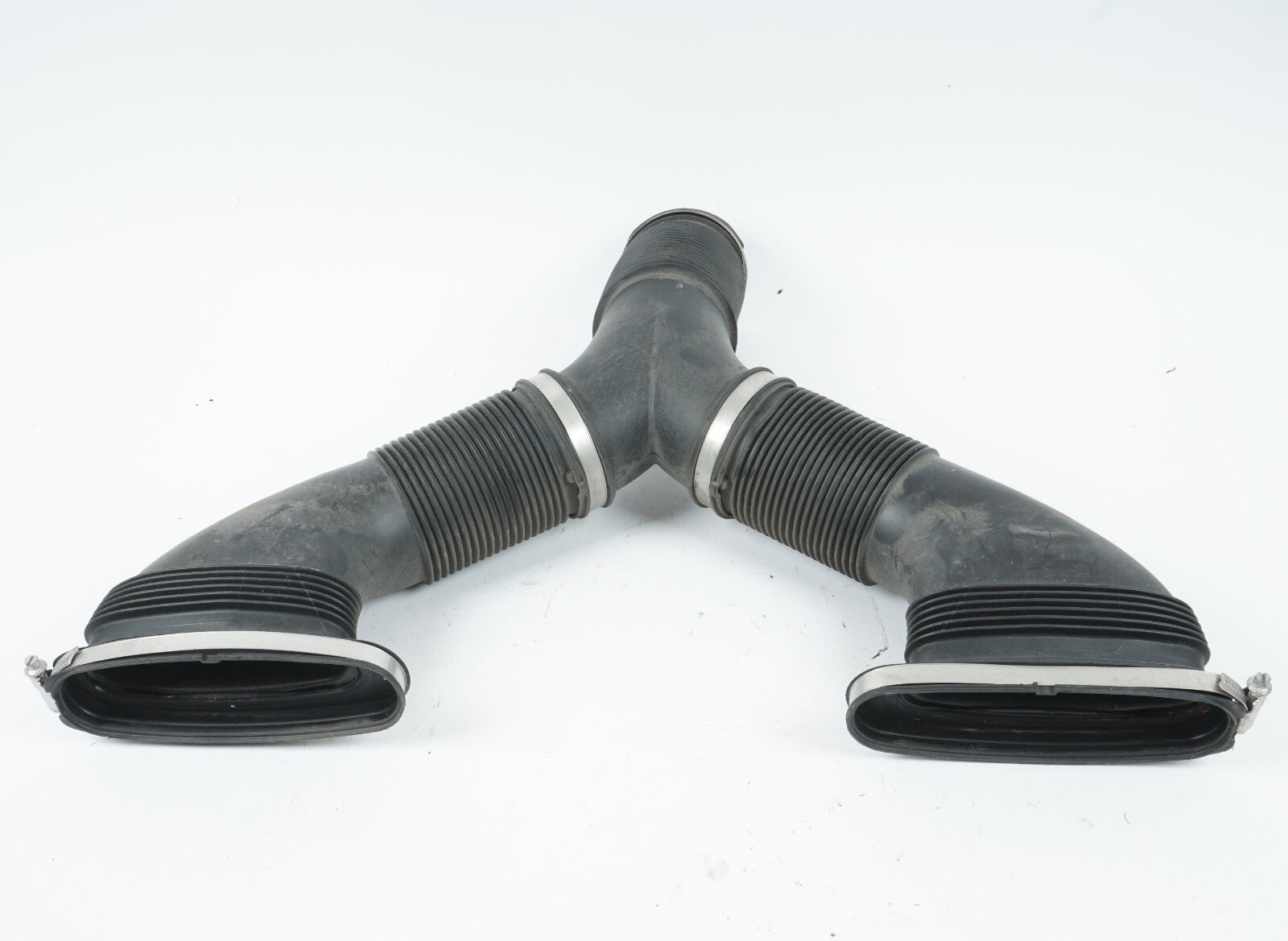 10 - 16 PORSCHE PANAMERA 3.6L AIR INTAKE DUCT INLET TUBE OEM