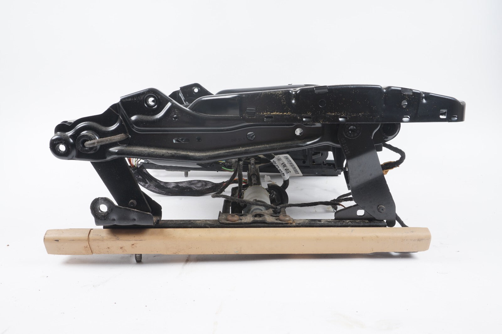 2011-2018 PORSCHE CAYENNE Front Left Driver Lower Seat Rail Frame W/ Motor OEM