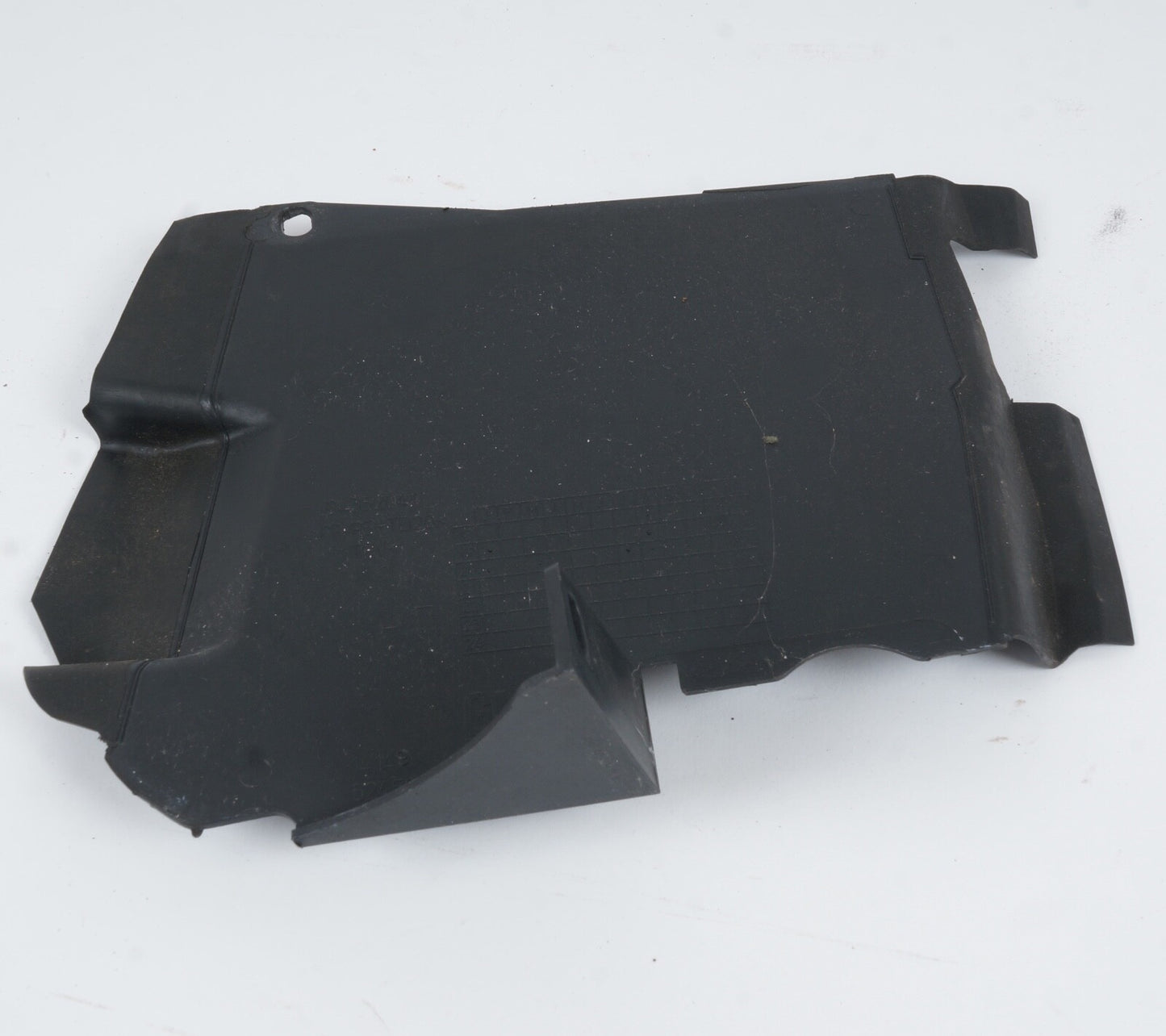 2020-2023 CADILLAC CT4 LEFT ENGINE RADIATOR SIDE AIR UPPER BAFFLE SHIELD OEM
