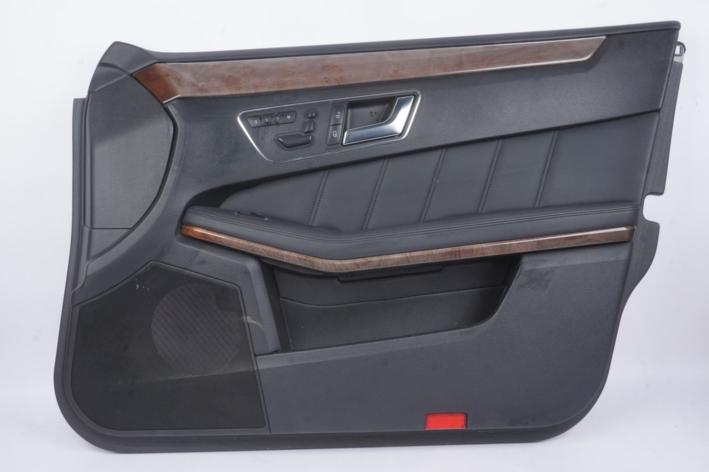 10-13 Mercedes W212 E350 E550 Front Right Passenger Side Interior Door Panel Oem