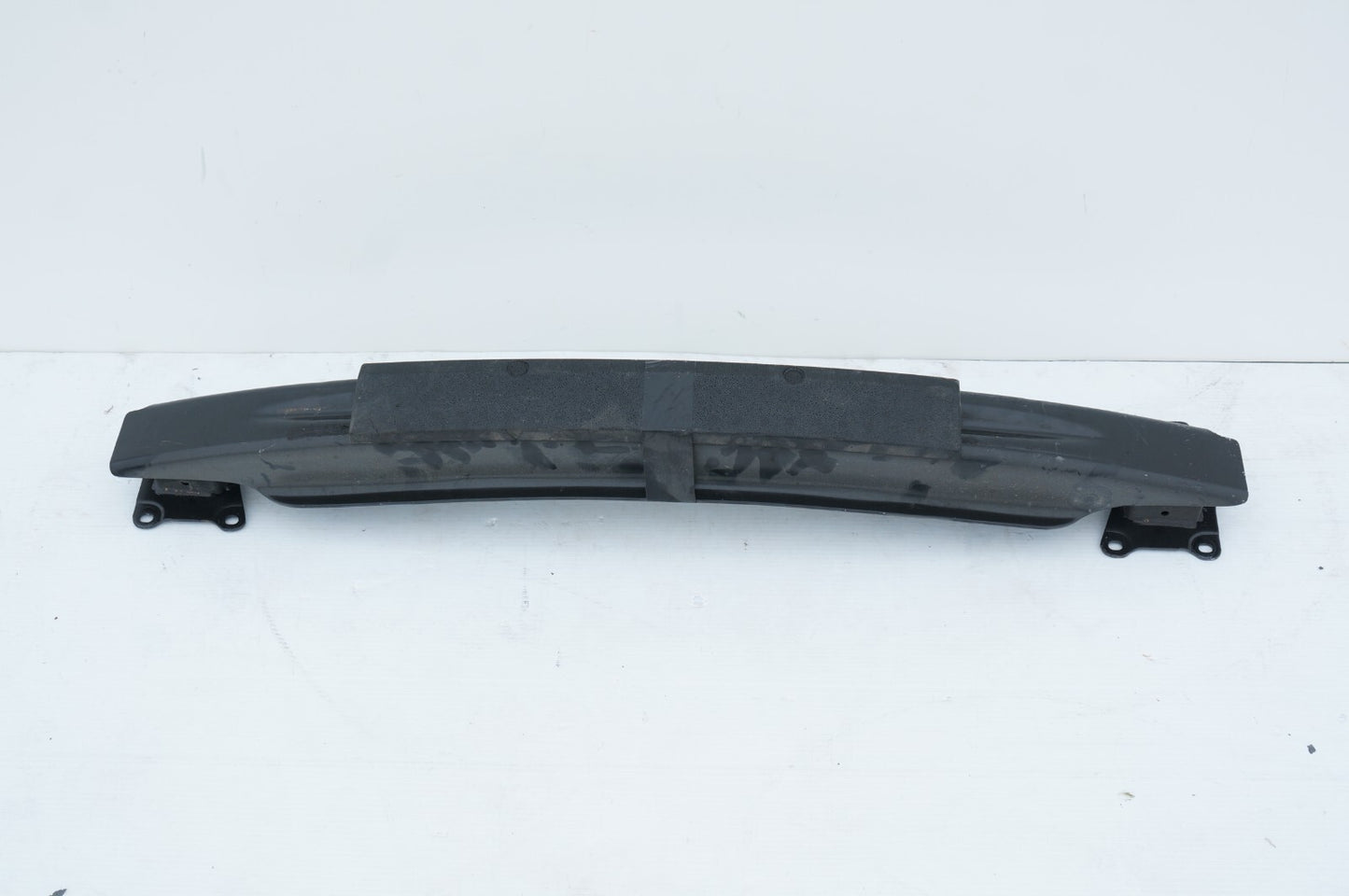 2012 - 2016 VOLKSWAGEN EOS REAR BUMPER REINFORCEMENT OEM