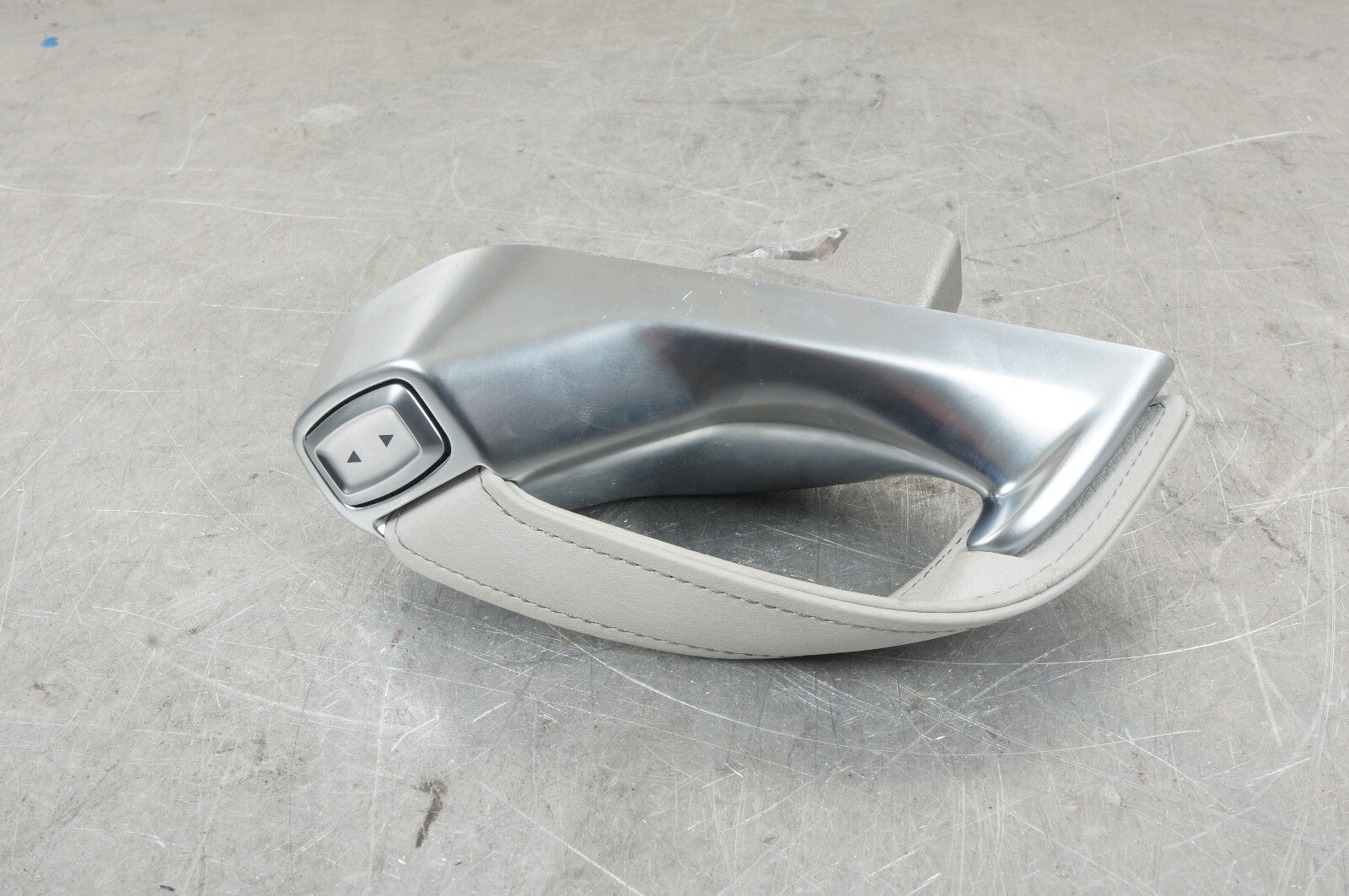 2013-2020 MERCEDES SL CLASS FRONT RIGHT SEAT BELT GUIDE TRIM GRAY W/ SWITCH OEM