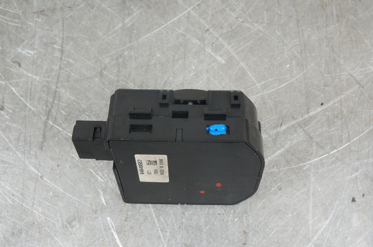 2020-2023 CADILLAC CT4 FRONT LEFT DRIVER SEAT LUMBAR CONTROL SWITCH OEM