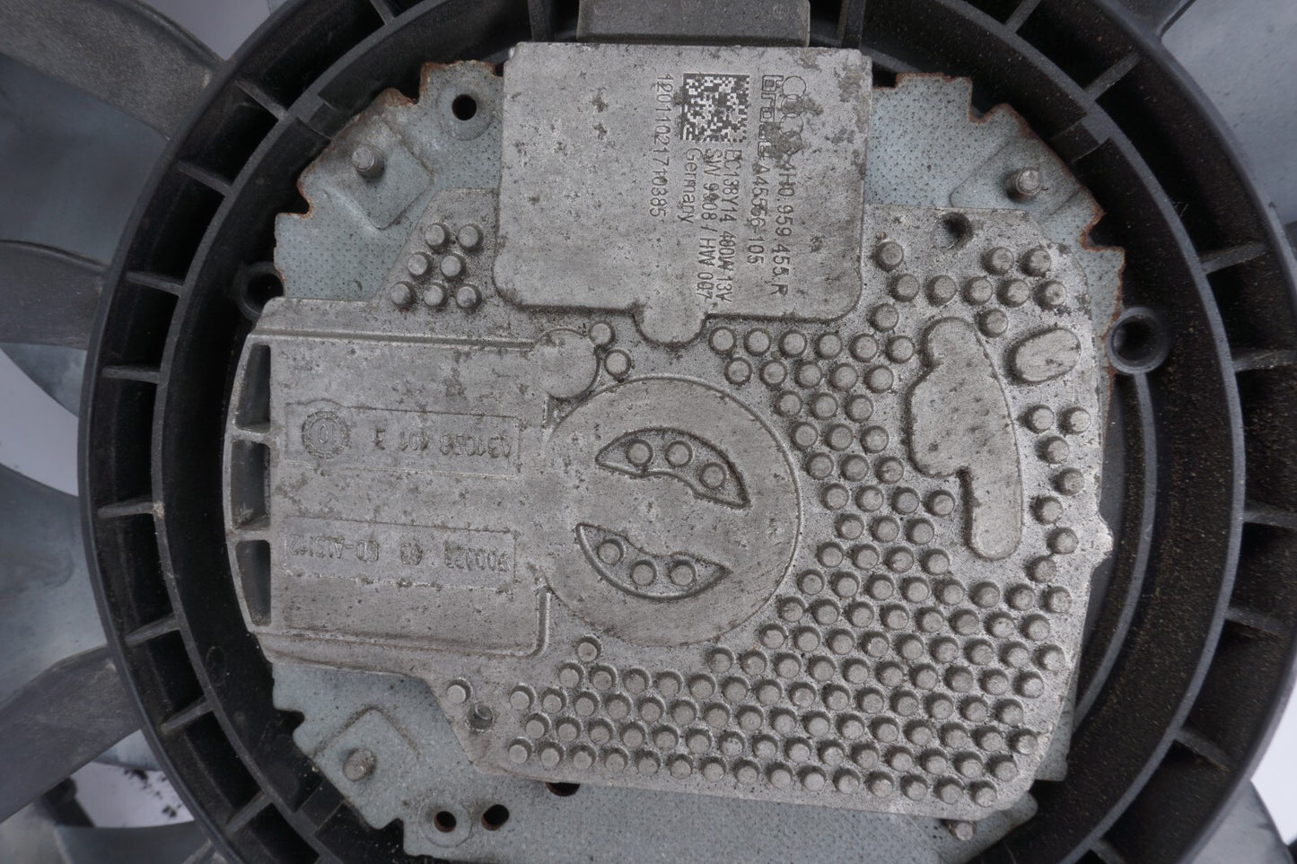 2011 - 2018 Audi A8L A8 3.0l Radiator Cooling Fan & Shrud OEM