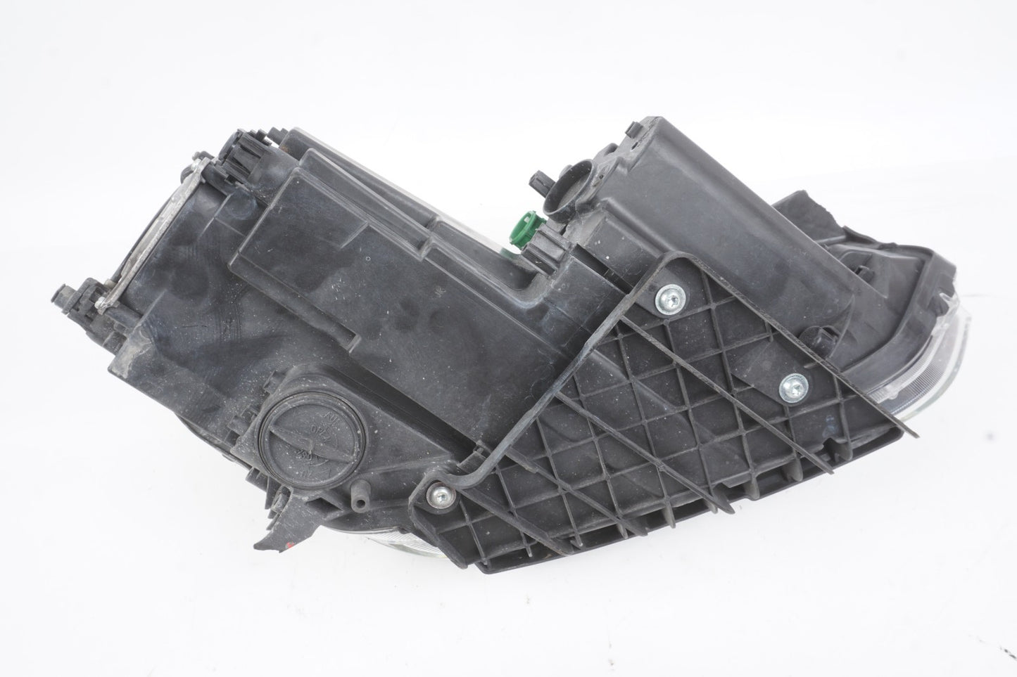 2014 - 2017 Maserati Ghibli Headlight Driver Left LH Xenon HID  OEM