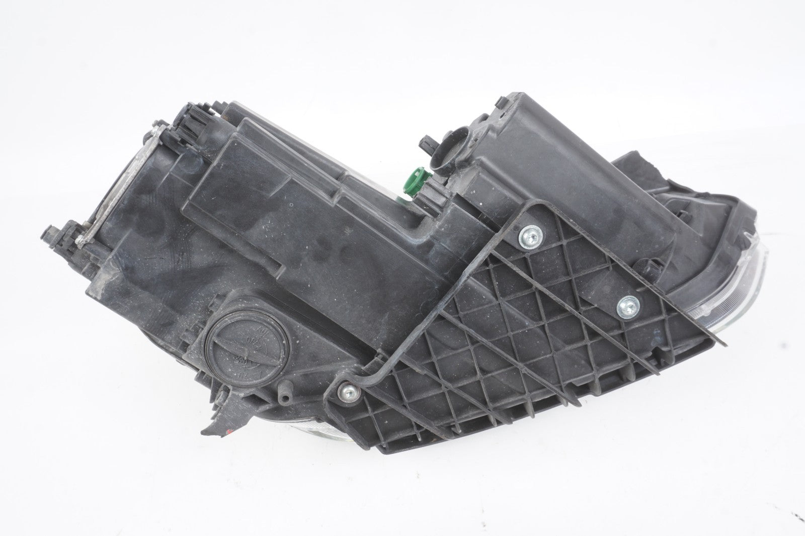 2014 - 2017 Maserati Ghibli Headlight Driver Left LH Xenon HID  OEM