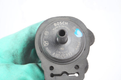 14-17 Mercedes S550 W222 Vapor Canister Purge Valve A0014701193 OEM