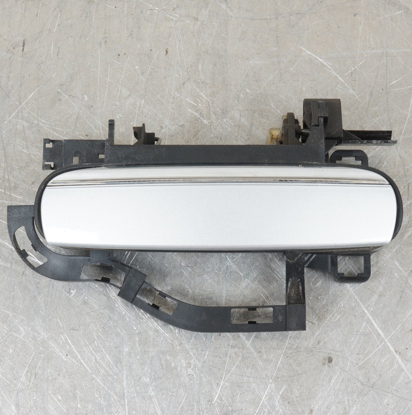 2007-2011 AUDI S6 - REAR LEFT Exterior DOOR Handle Assembly 4F0837885