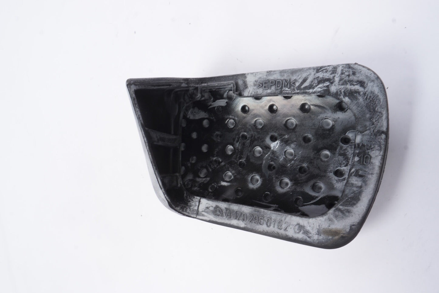 10-17 Mercedes W207 E350 E550 Brake Pedal Pad 1702900182 OEM