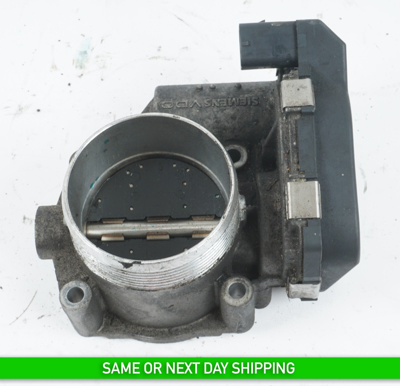 2012 - 2018 BMW 650i THROTTLE BODY LEFT 13547555944 OEM