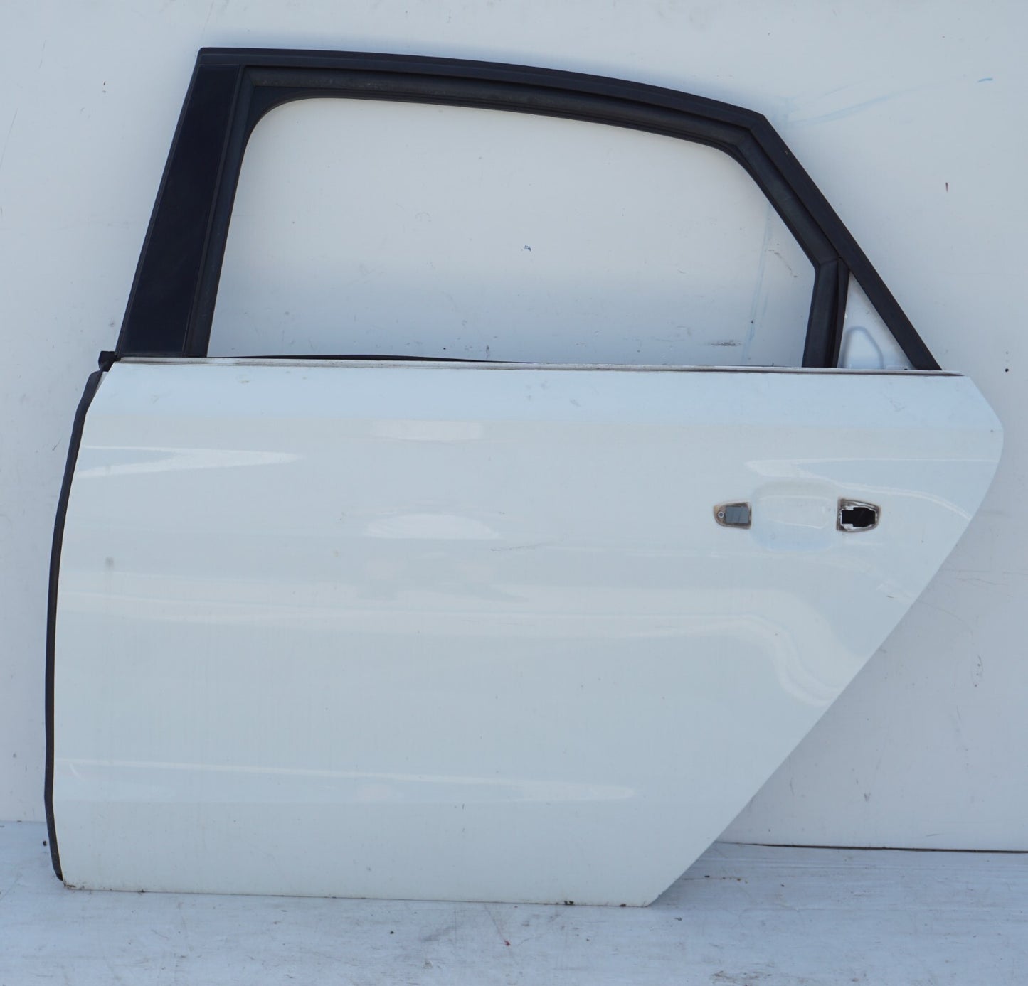 2011 - 2017 AUDI A8L LONG REAR DOOR SHELL LEFT DRIVER SIDE OEM