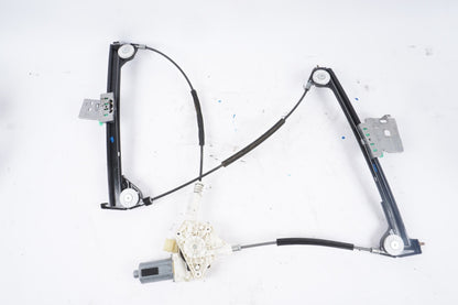 03 - 12 Mercedes R230 SL500 SL55 Front Right Side Door Window Regulator Motor