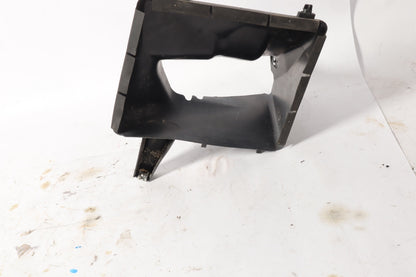 12-15 BMW F06 F12 F13 640I 650I LEFT DRIVER SIDE RADIATOR COOLER AIR DUCT VENT