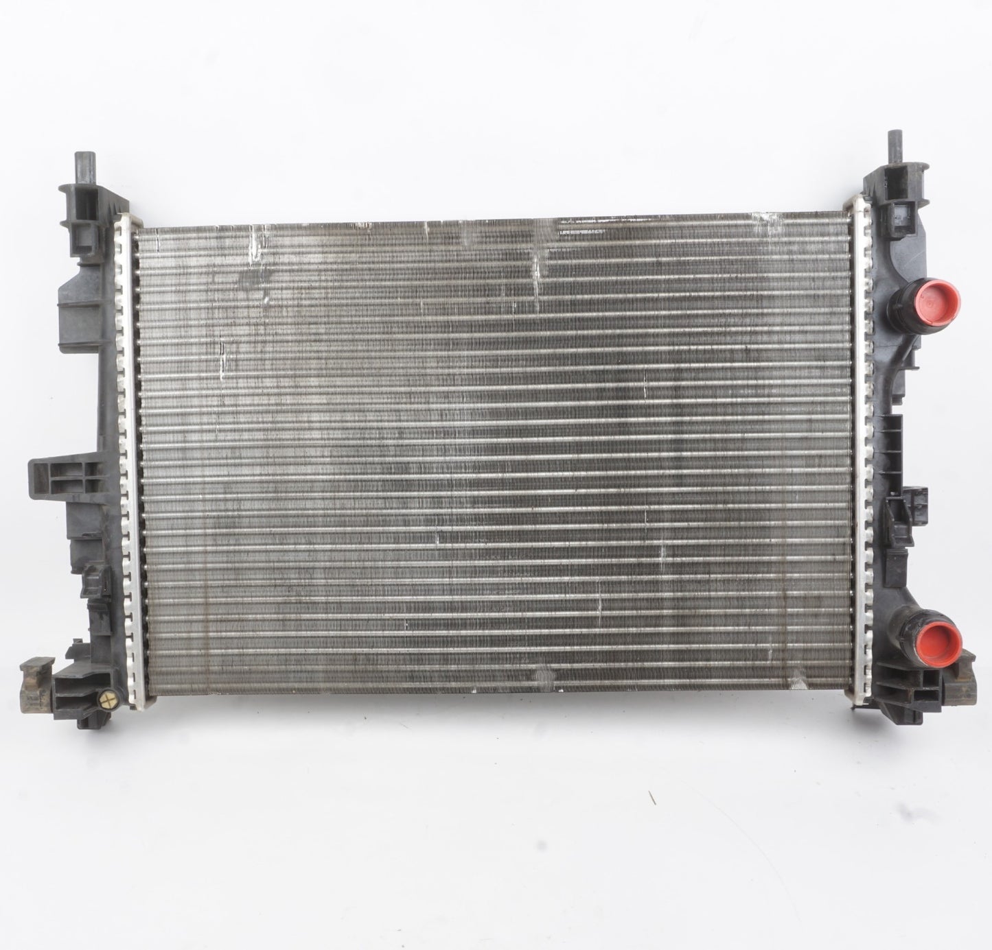 2018 - 2021 Jeep Renegade 2.4l Engine Cooling Radiator OEM