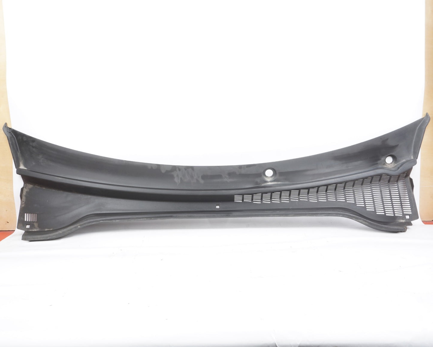 2014 - 2017 Fiat 500L Windshield Wiper Cowl Vent Grille Panel 735521834 OEM