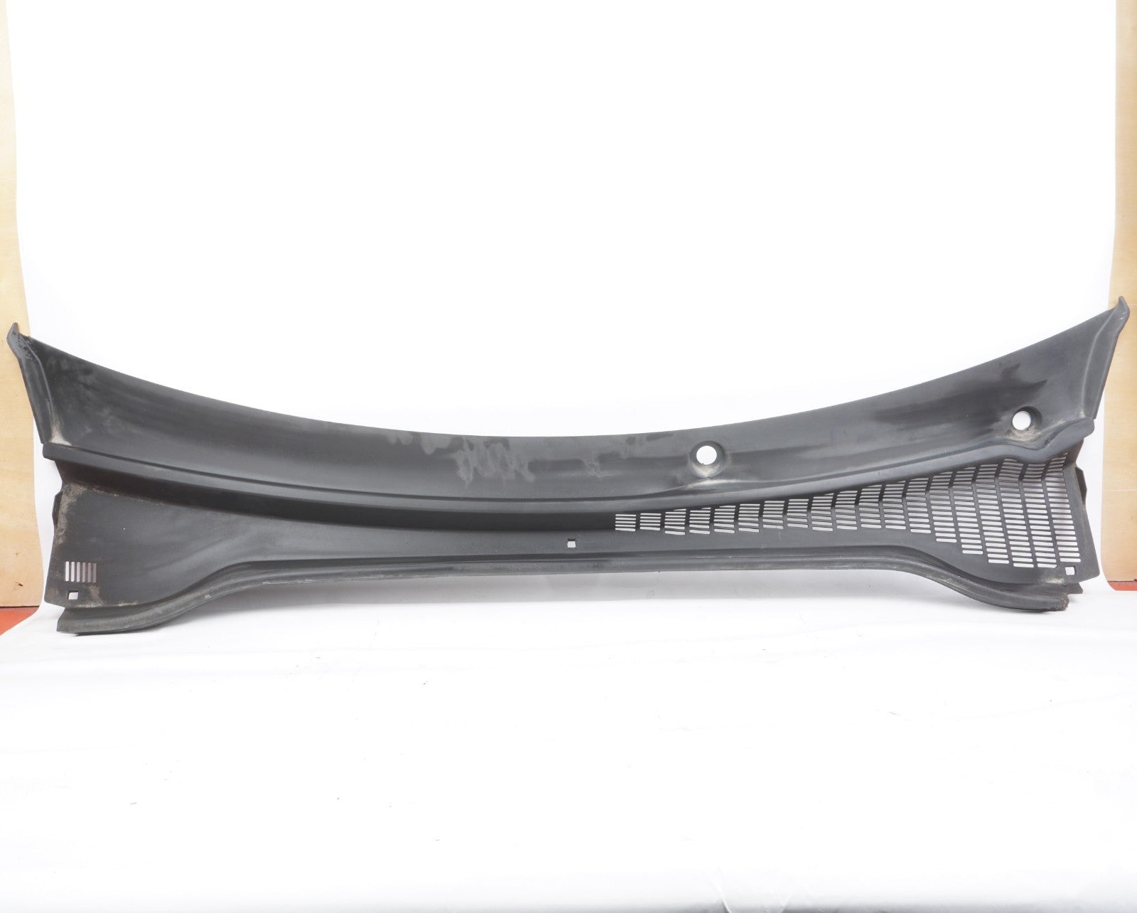 2014 - 2017 Fiat 500L Windshield Wiper Cowl Vent Grille Panel 735521834 OEM