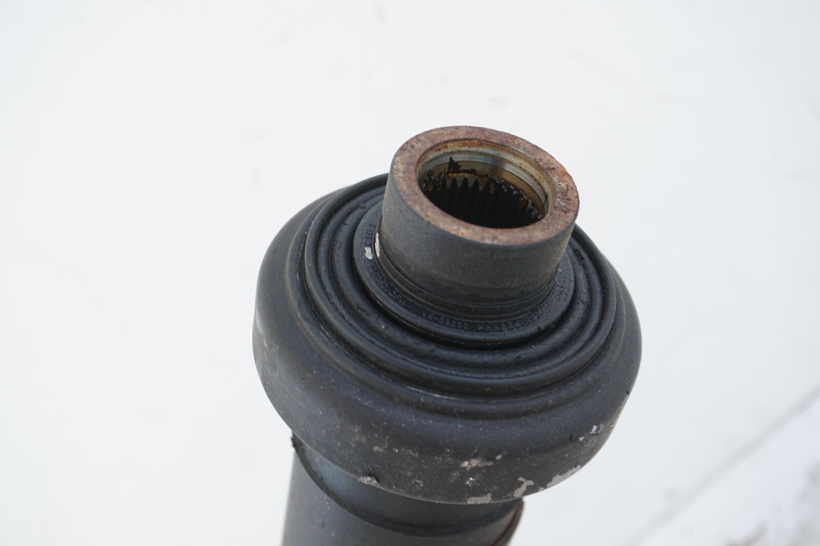 11-18 Porsche Cayenne 958 4.8l Front Driveshaft 7P0521101E OEM
