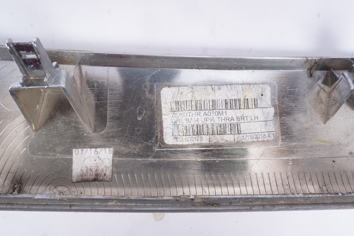 2018-2020 Honda Odyssey Driver Upper Grille Extension 71260-Thr-A01