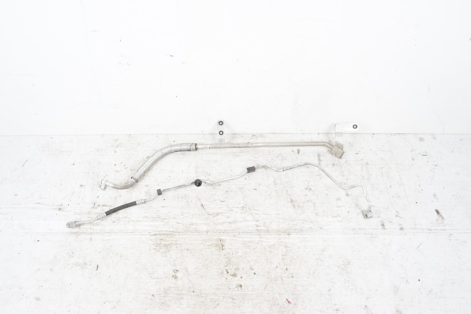13 - 18 BMW 650i 550i 750i AC Suction Line Pipe Tube Hose  OEM