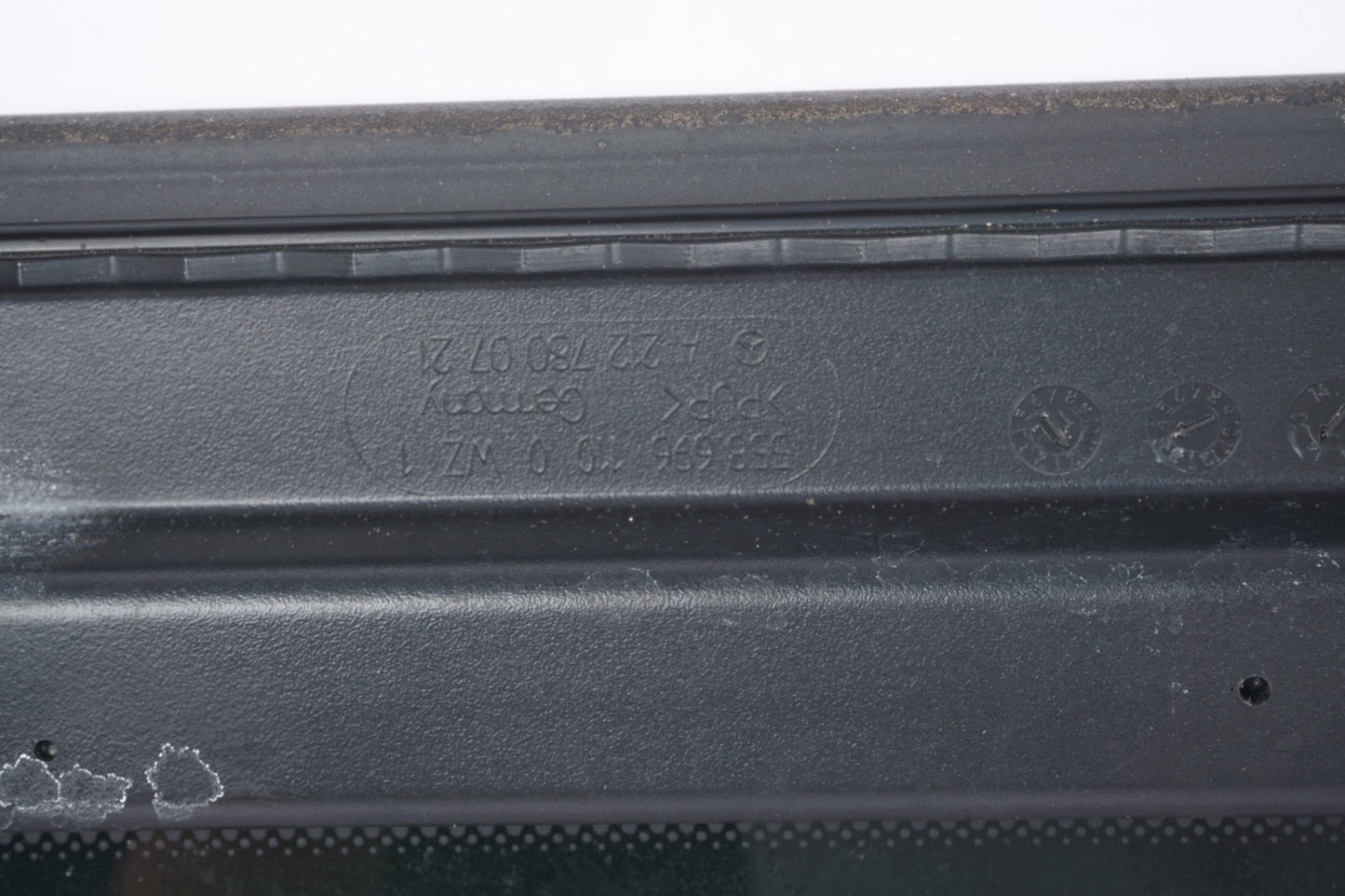 2010 - 2016  Mercedes W212 E350 E400 E550 Sunroof Sun Roof Glass 2127800721 OEM