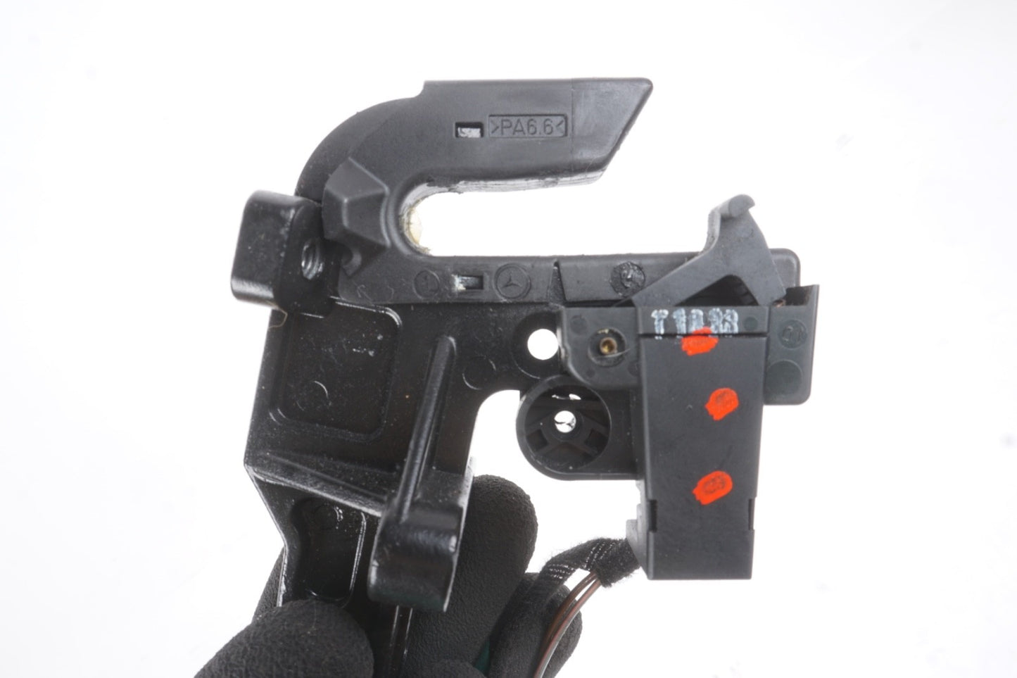 2010 - 2016 Mercedes W207 E550 E350 Convertible Left Lock Actuator OEM