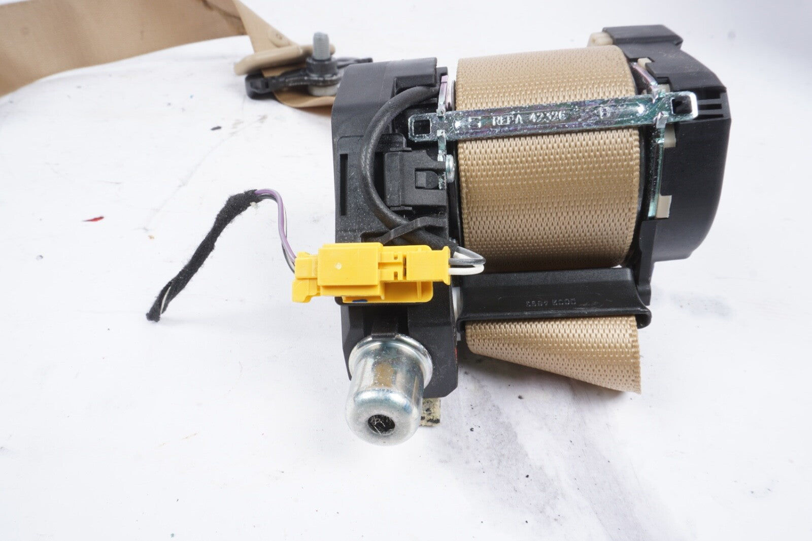 2007 - 2013 Mercedes S550 S600 Rear LEFT Driver Side Seat Belt Beige OEM