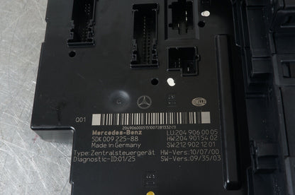 08-11 Mercedes W204 C300 C250 Rear SAM Module Relay Fuse Box Assembly OEM
