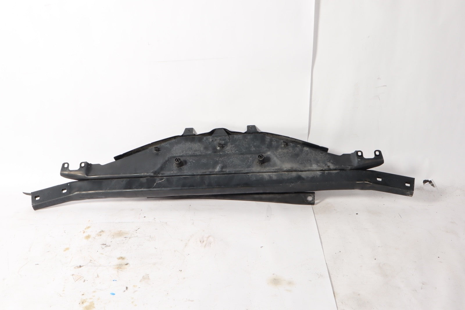 12-19 BMW F12 650i 640i M6 Upper Radiator Core Support Tie Bar 7267356 OEM