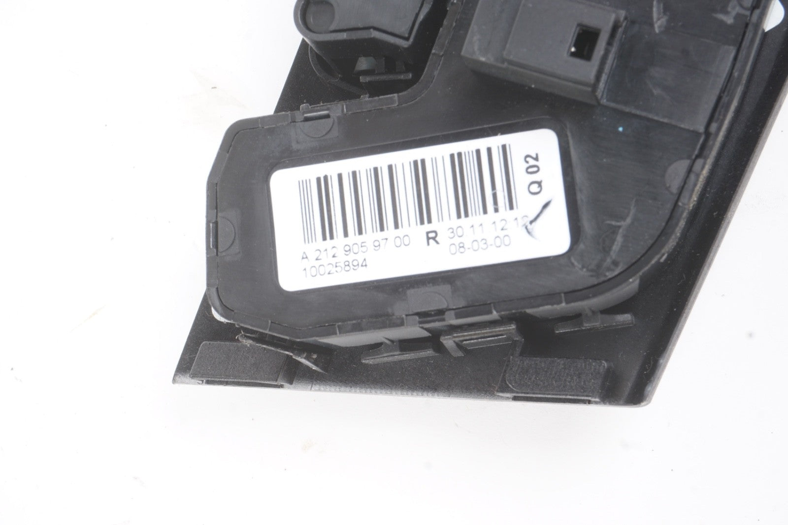2008 - 2014 Mercedes W204 C250 Front Right Control Switch Button OEM
