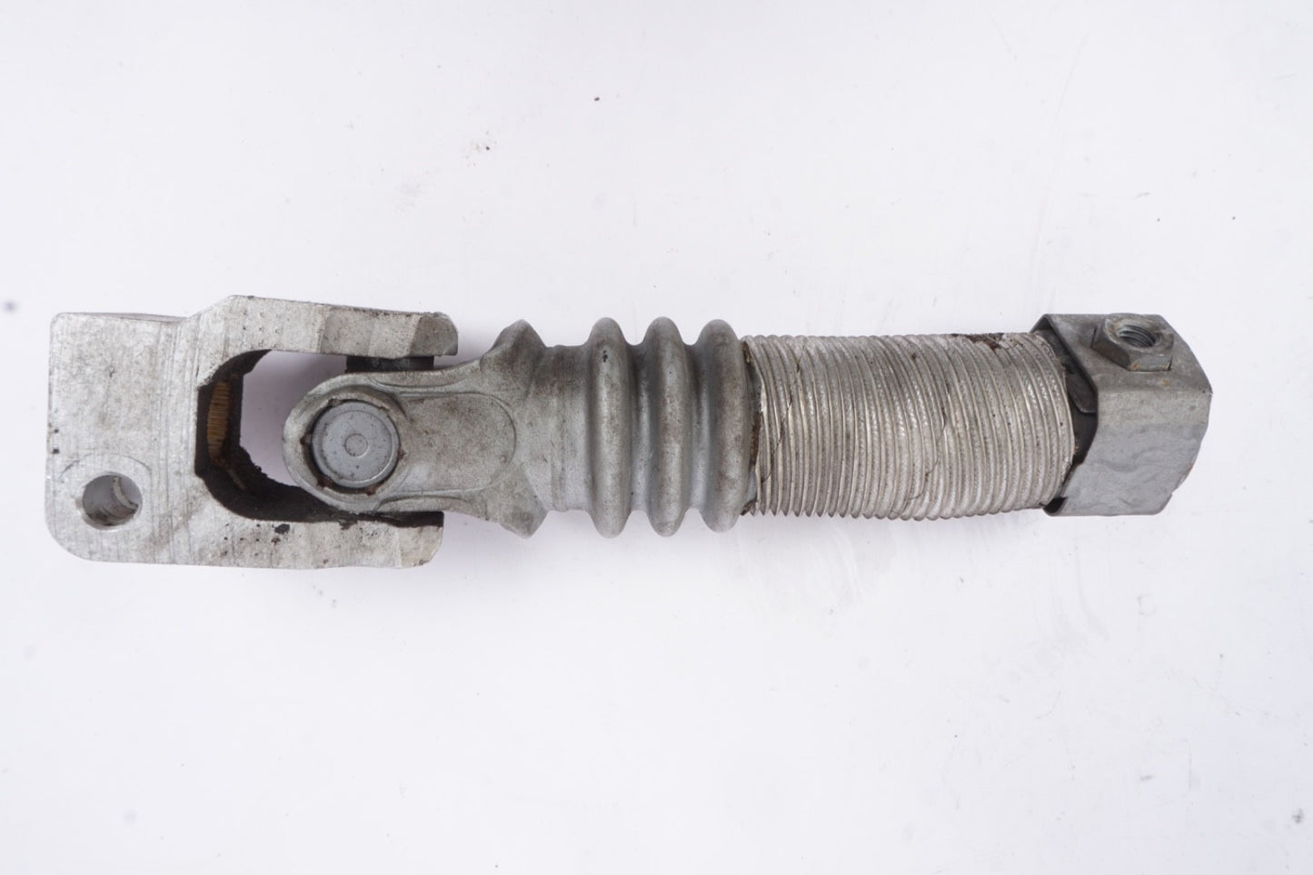 2014 - 2017 MERCEDES S550 W222 COUPLING STEERING SHAFT OEM A2224620378