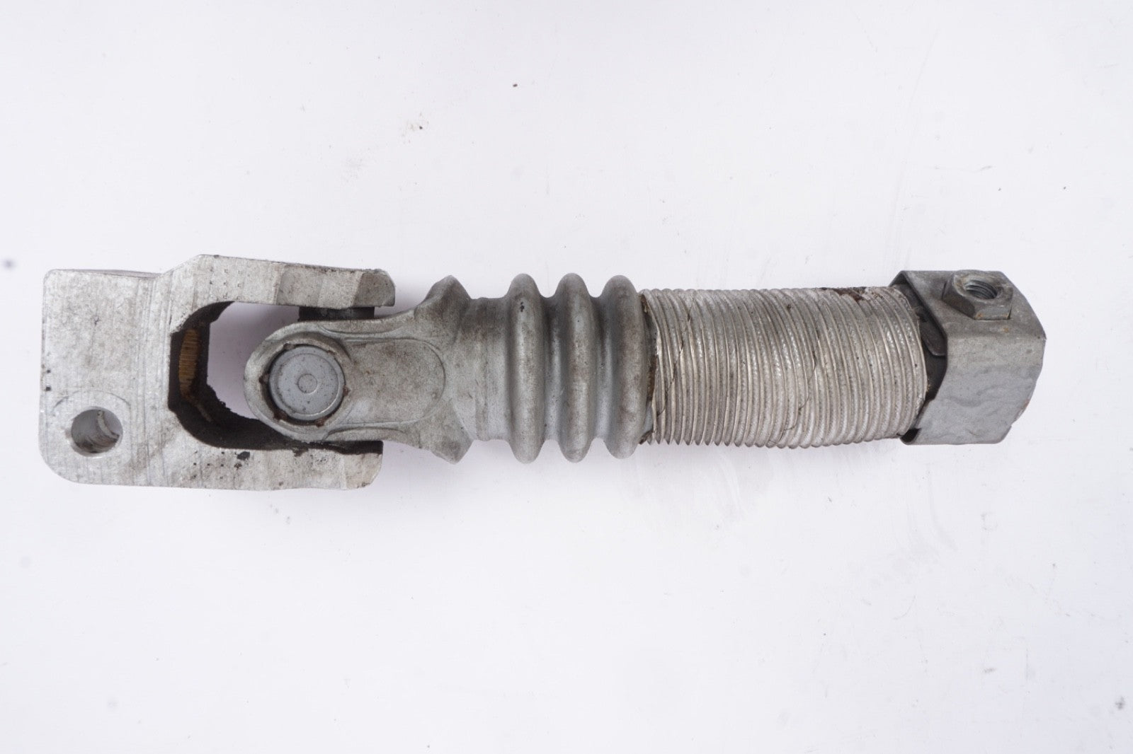 2014 - 2017 MERCEDES S550 W222 COUPLING STEERING SHAFT OEM A2224620378