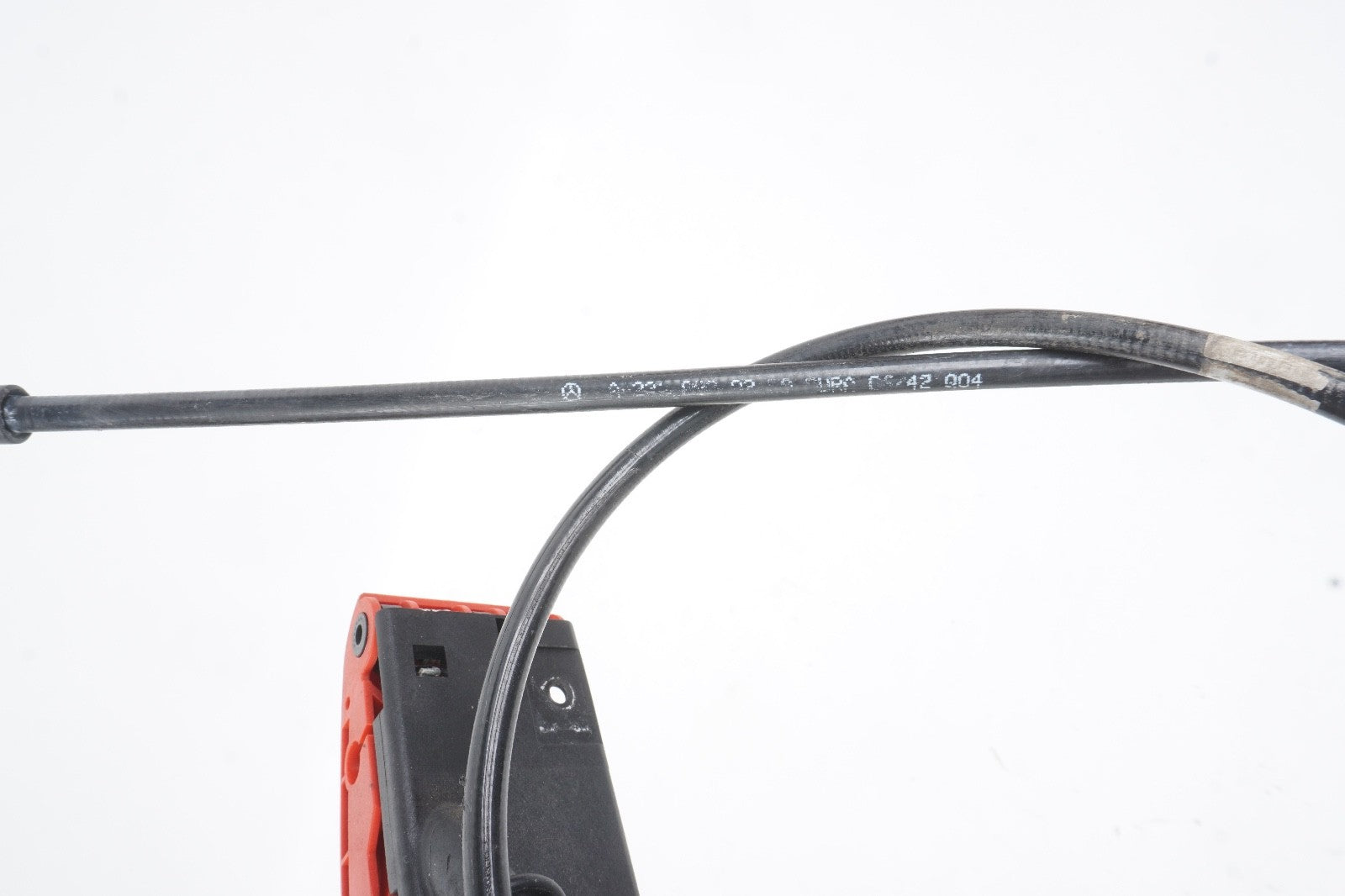 07-13 MERCEDES W221 S550 HOOD RELEASE HANDLE W/ CABLE 2218800259 OEM