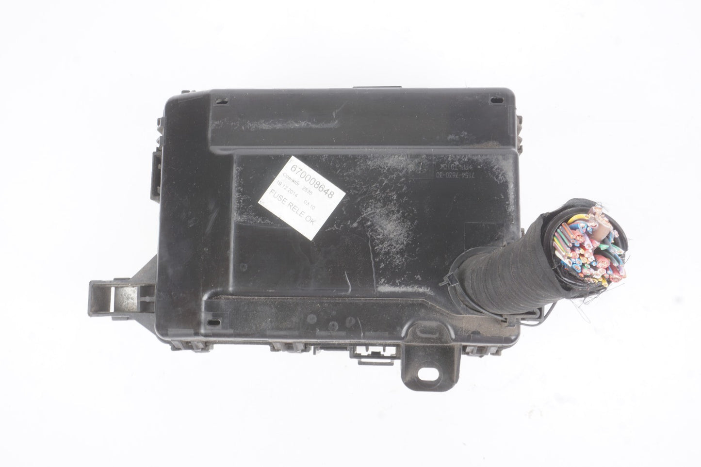 2014 - 2017 Maserati Ghibli RWD 3.0 Engine Bay Fuse Box OEM