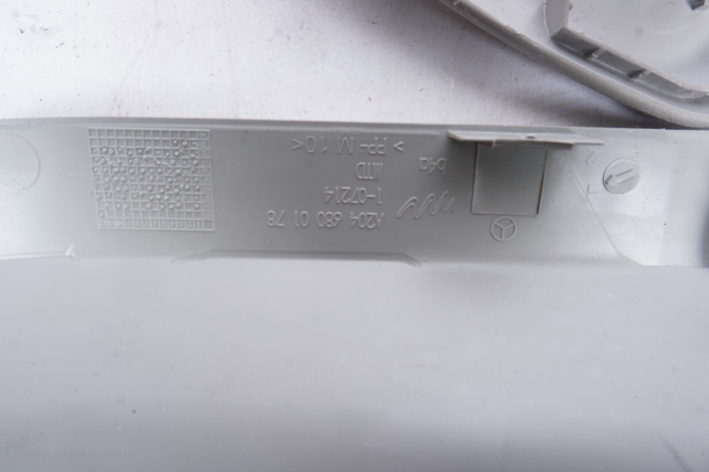 08-14 Mercedes C250 C300 C350 Dash End Cap Cover Trim Left & Right OEM