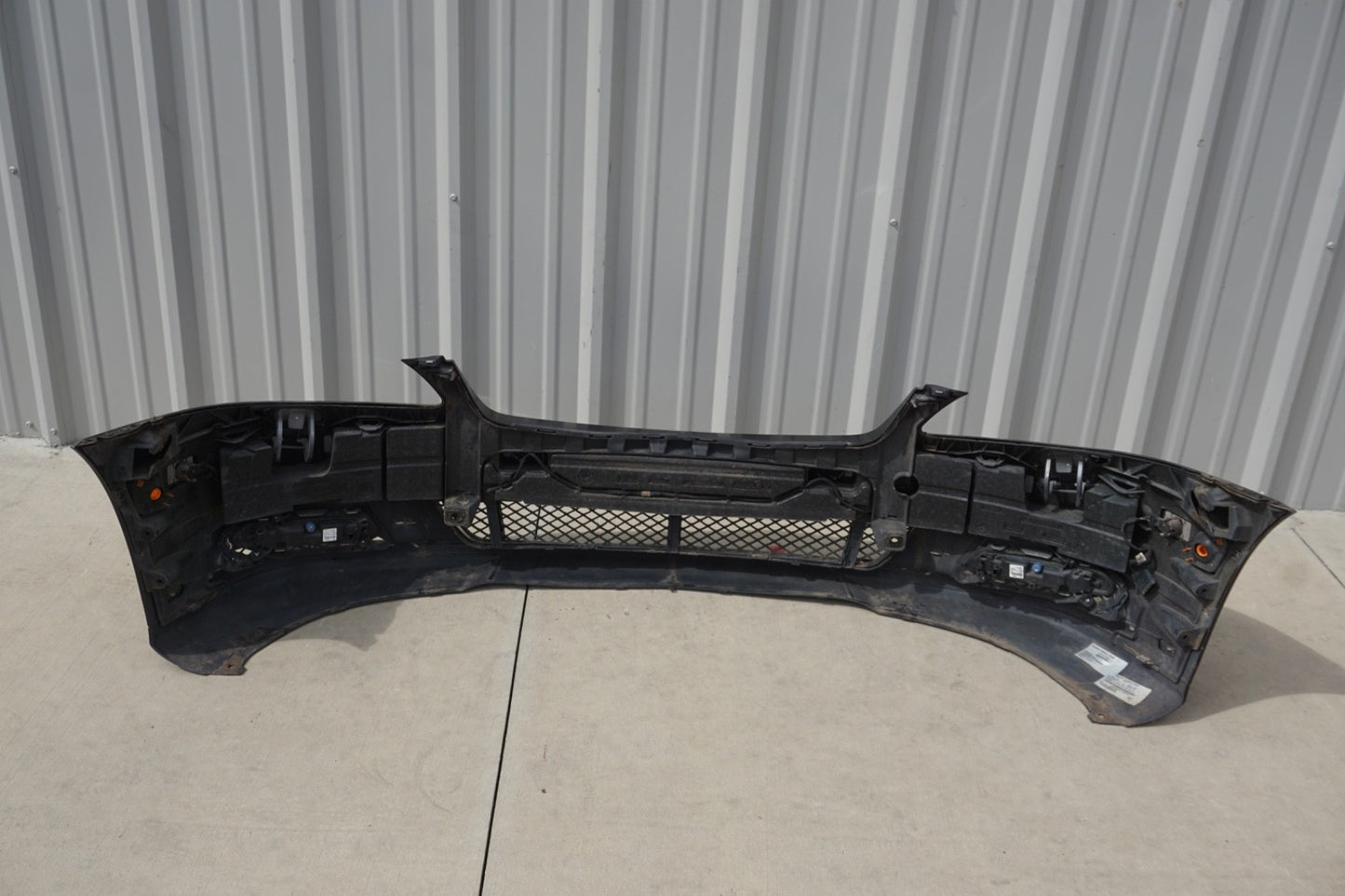 10-13 Mercedes W221 S400 Base Front Bumper Cover Assembly w/ Parking Sensors OEM
