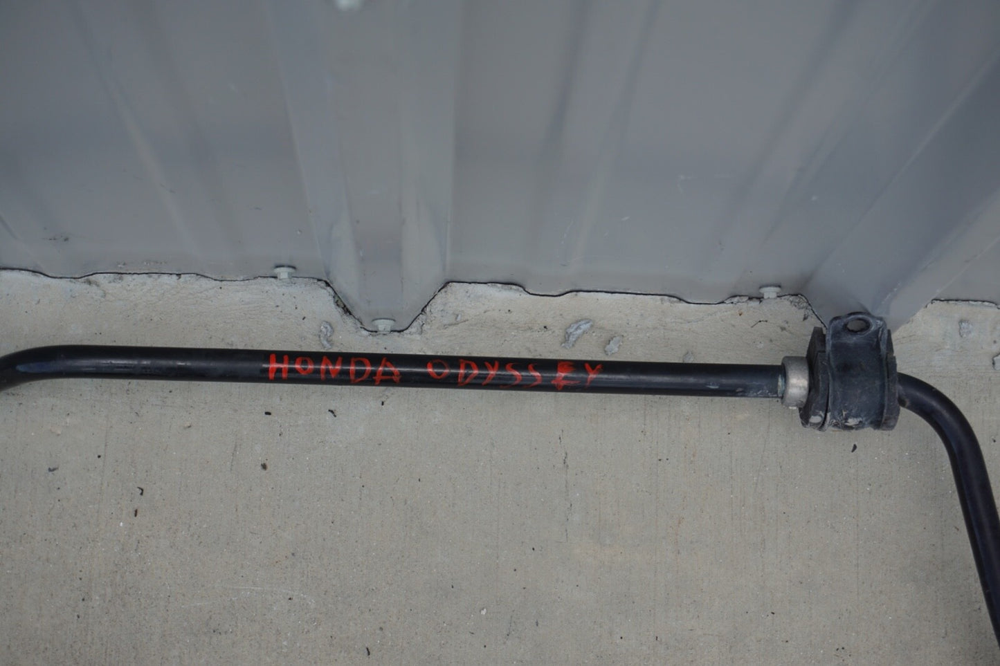 2018 – 2024 Honda Odyssey Rear Stabilizer Sway Anti Roll Bar OEM