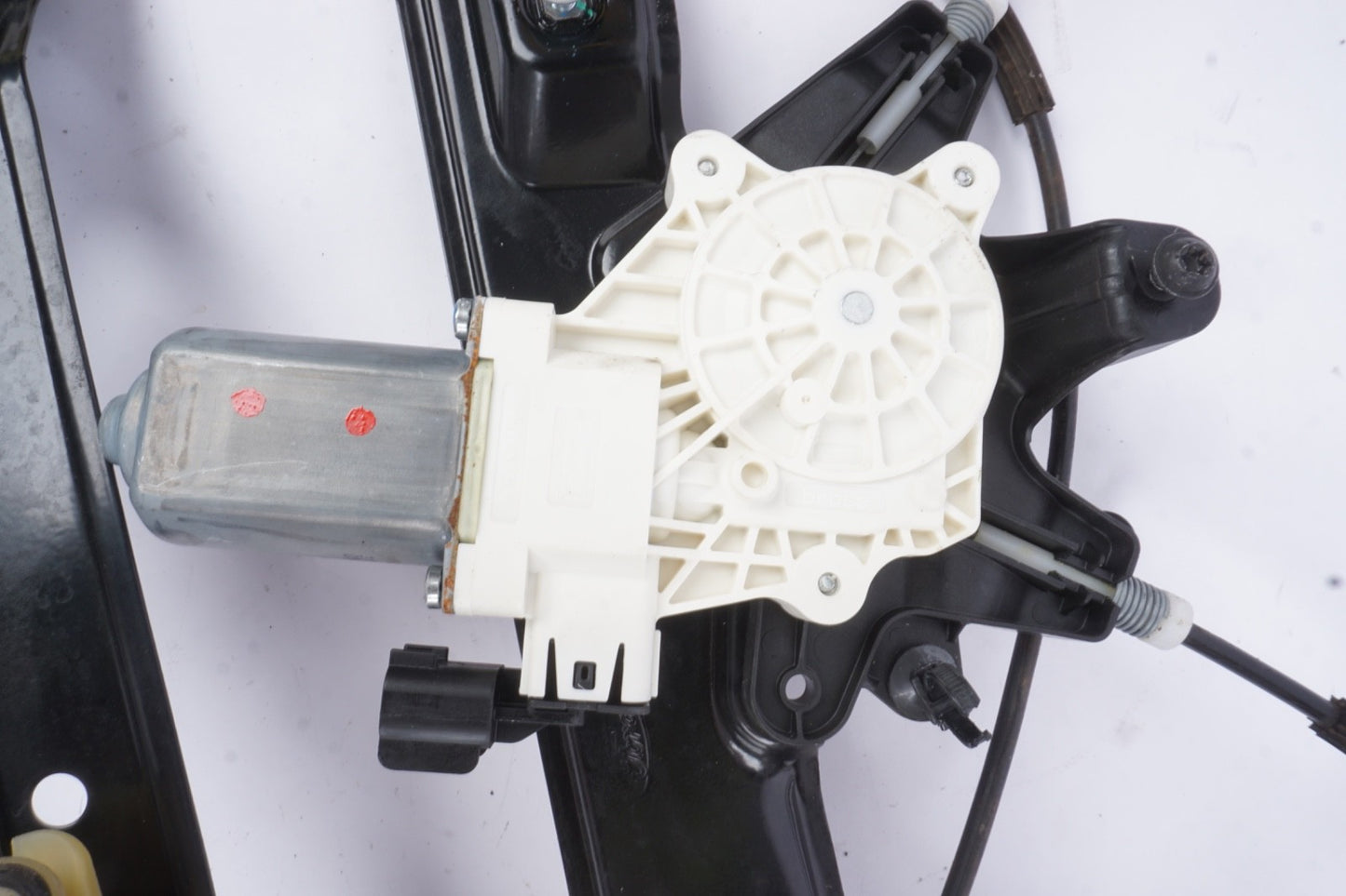 16 17 18 FORD FOCUS FRONT RIGHT PASSENGER SIDE WINDOW REGULATOR W/ MOTOR OEM