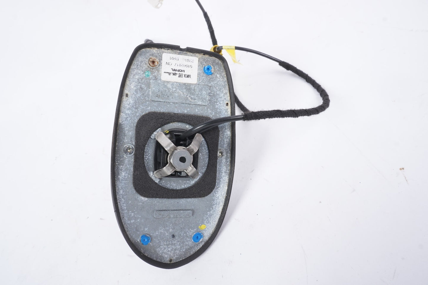 2014 - 2017 Fiat 500L Radio Antenna 51962117 OEM