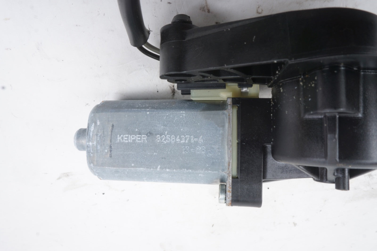 2008 - 2014 Mercedes C250 C300 Front Right Seat Motor Drive OEM