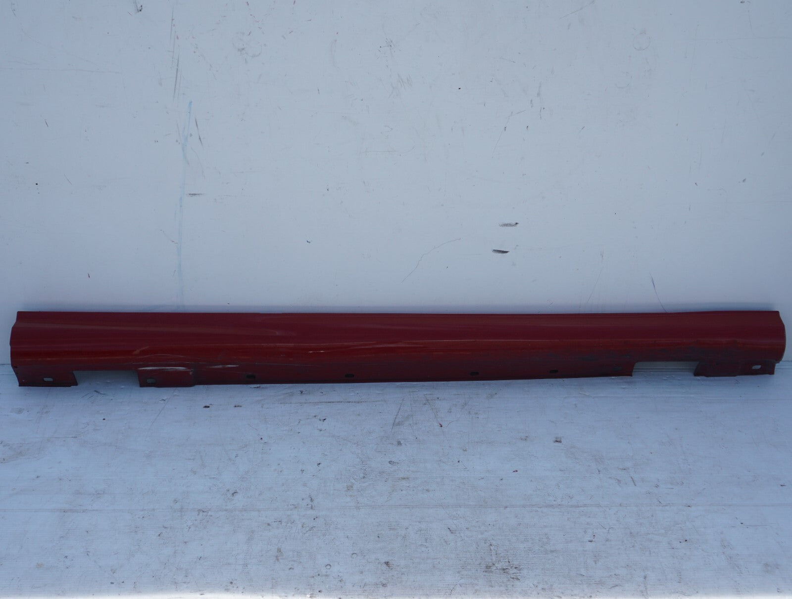 08 - 14 Mercedes W204 C300 RIGHT PASSENGER SIDE ROCKER PANEL SKIRT MOLDING OEM