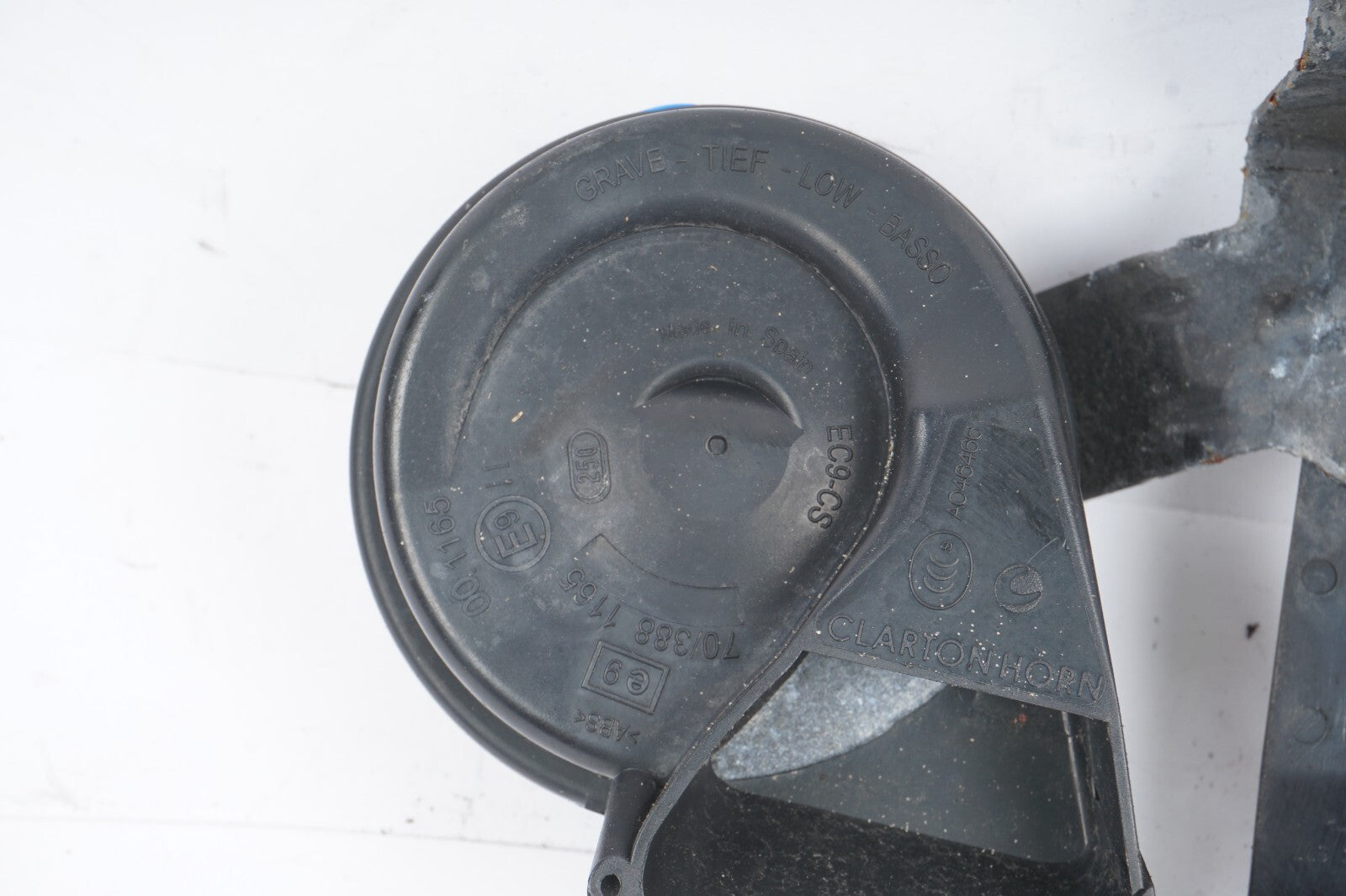 2011-2018 Audi A8L A8 Horn Signal High & Low OEM